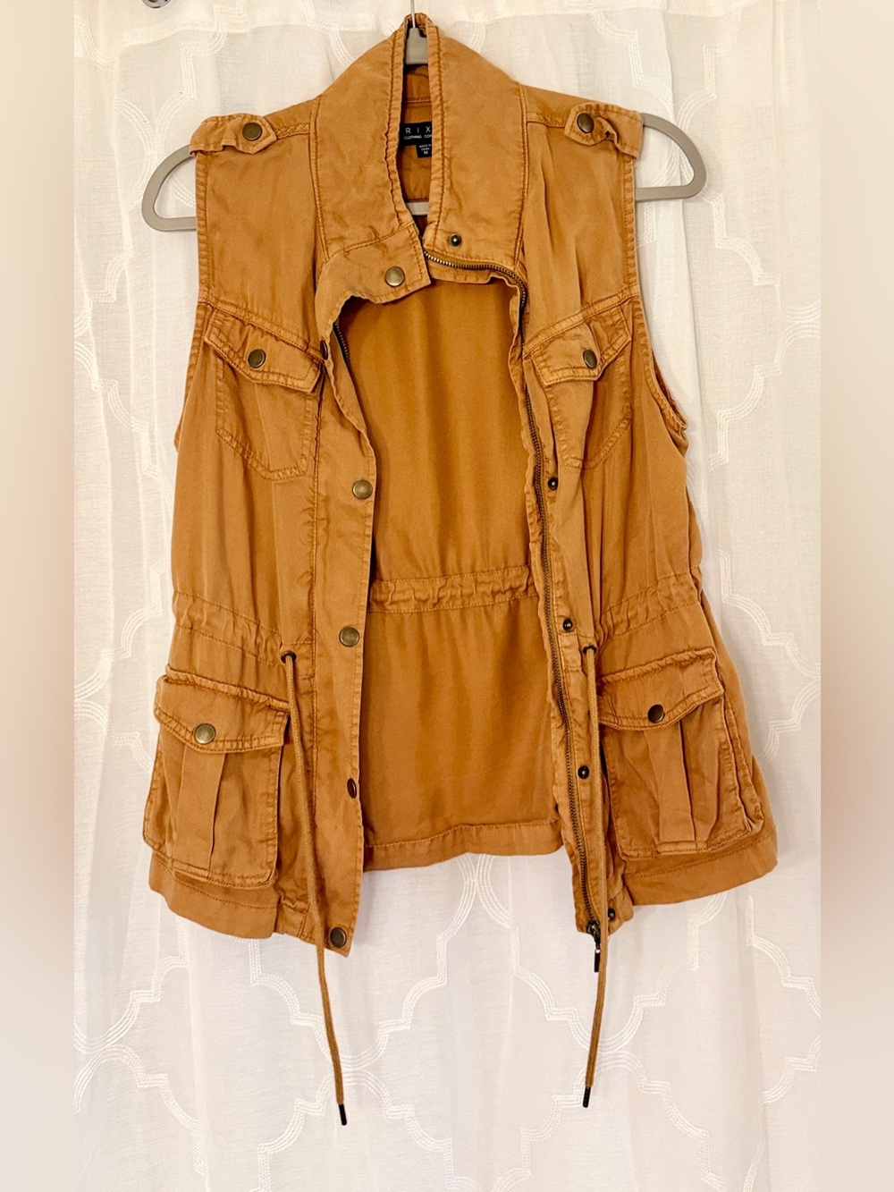 Trixxi Utility Cargo Vest Size Medium Camel Safari Military Style - Picture 6 of 10